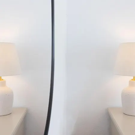 アパート Elegant, Comfortable Penthouse With Scenic Views ラ・オロタバ