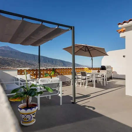 Appartamento Elegant, Comfortable Penthouse With Scenic Views *